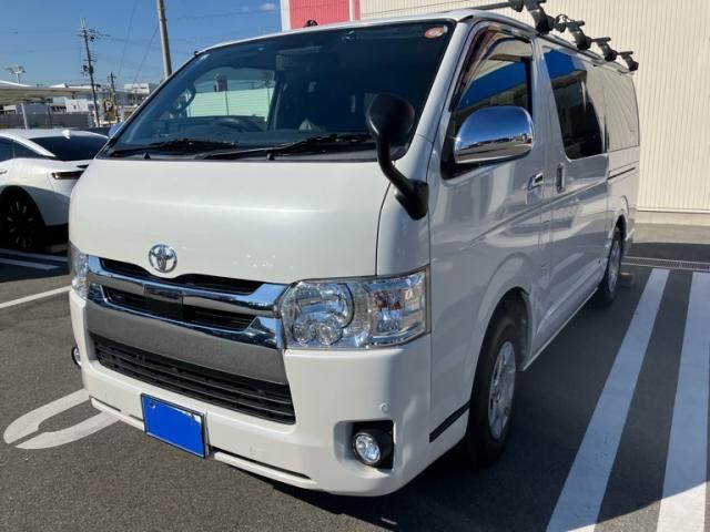 TOYOTA / HIACE van 2WD