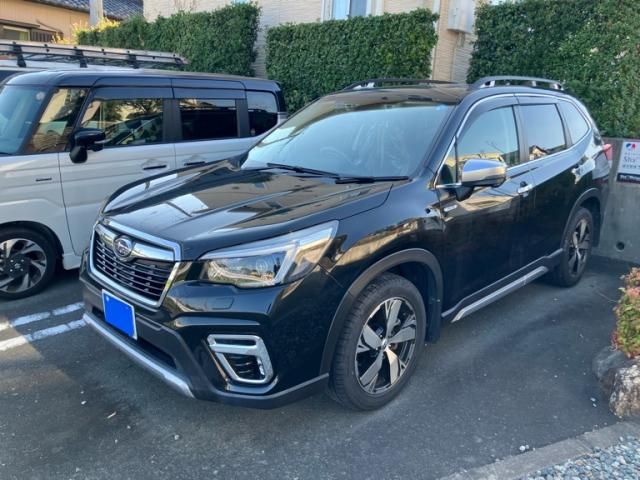 Japanese used car Ref# 1721858 SUBARU / FORESTER
