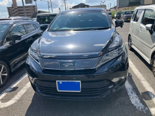 Japanese used car Ref# 1721860 TOYOTA / HARRIER 2WD