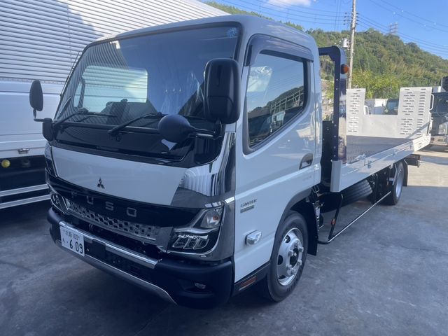 Japanese used car Ref# 1722024 MITSUBISHI / CANTER