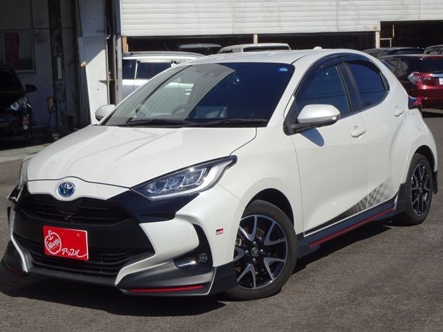 TOYOTA / YARIS HYBRID