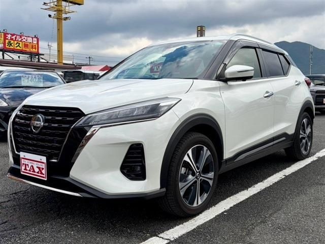 NISSAN / KICKS