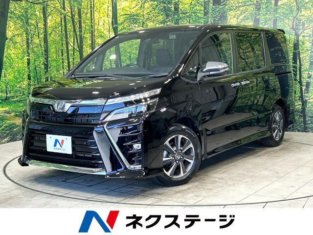 TOYOTA / VOXY