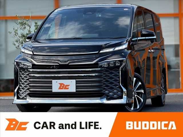 TOYOTA / VOXY