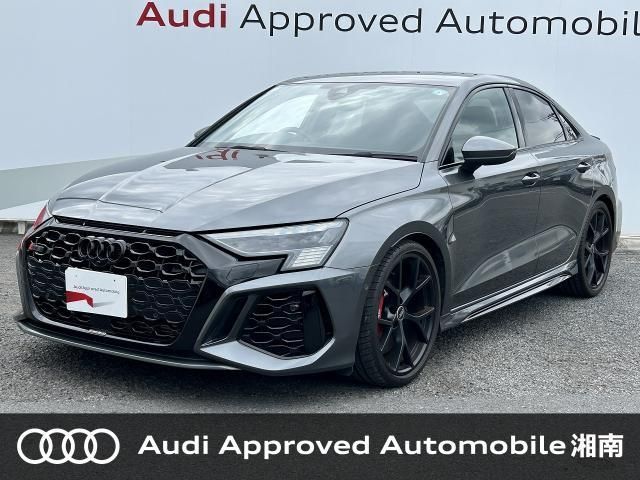 AUDI / AUDI RS3 Sedan