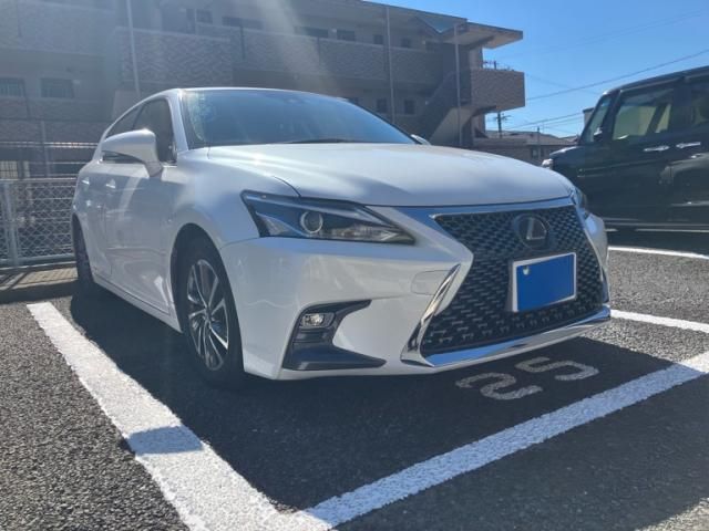TOYOTA / LEXUS CT200h