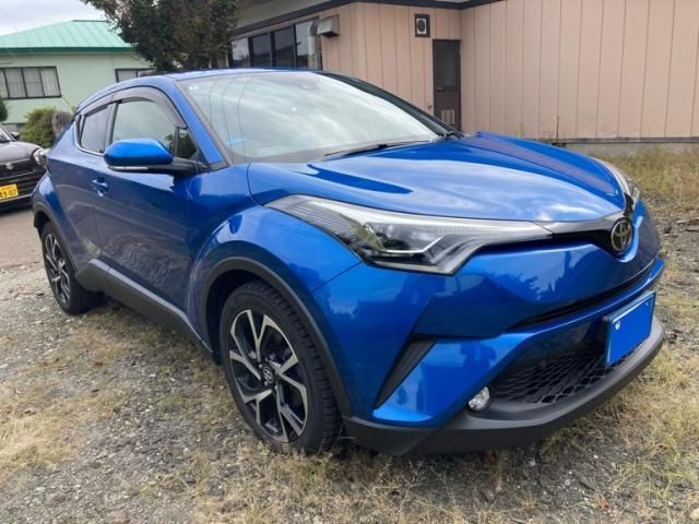 TOYOTA / C-HR 4WD