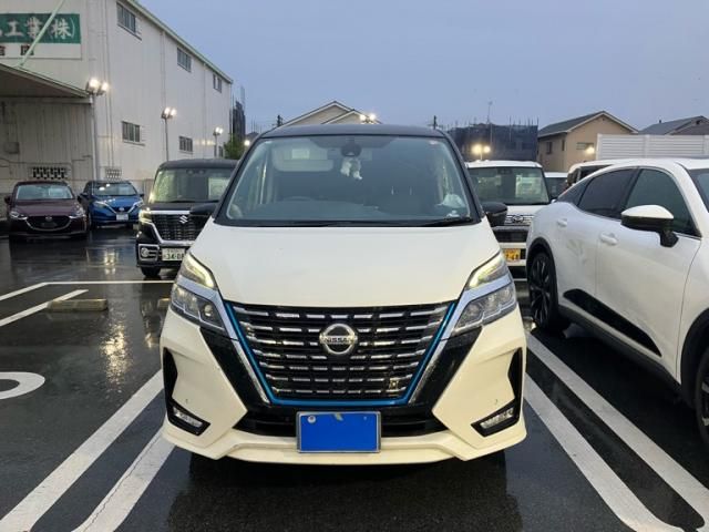 NISSAN / SERENA  WG