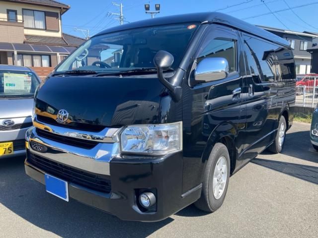 TOYOTA / HIACE van 2WD