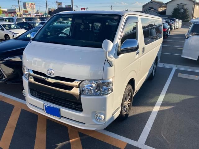 TOYOTA / HIACE van 4WD