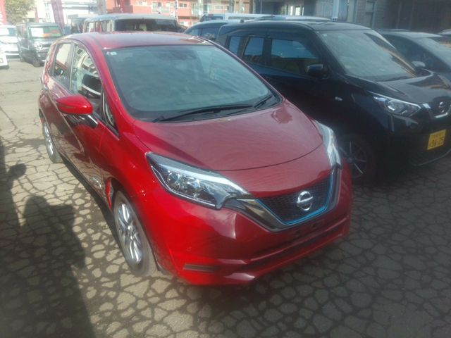 NISSAN / NOTE