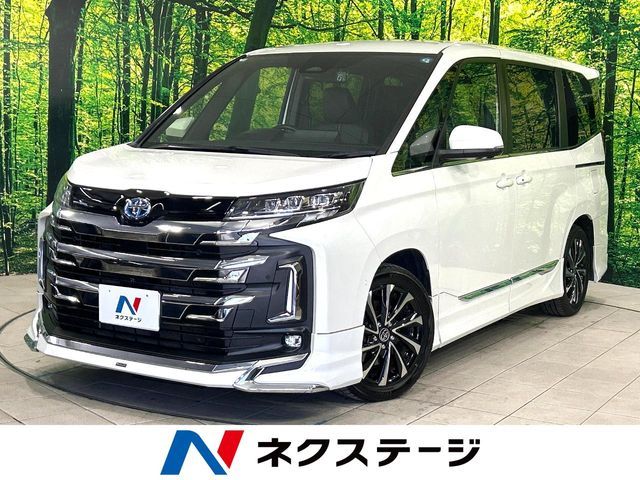 TOYOTA / NOAH HYBRID