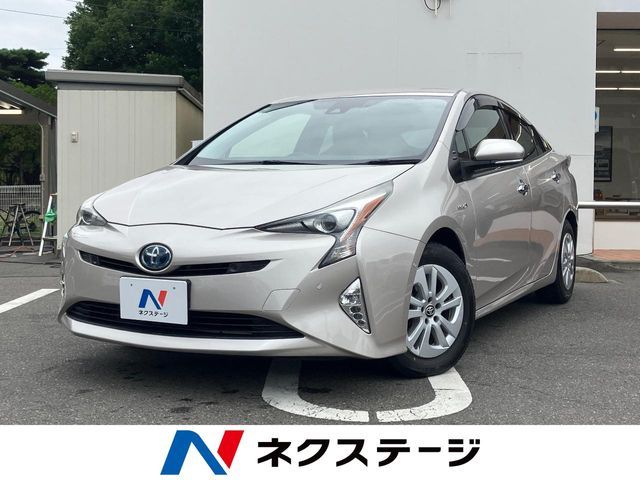 TOYOTA / PRIUS 4WD