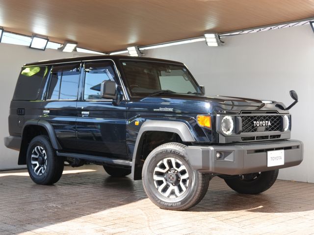 TOYOTA / LANDCRUISER 70