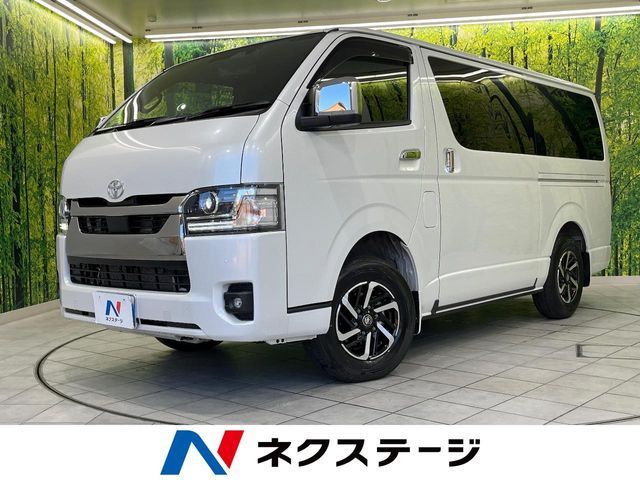 TOYOTA / HIACE van 4WD