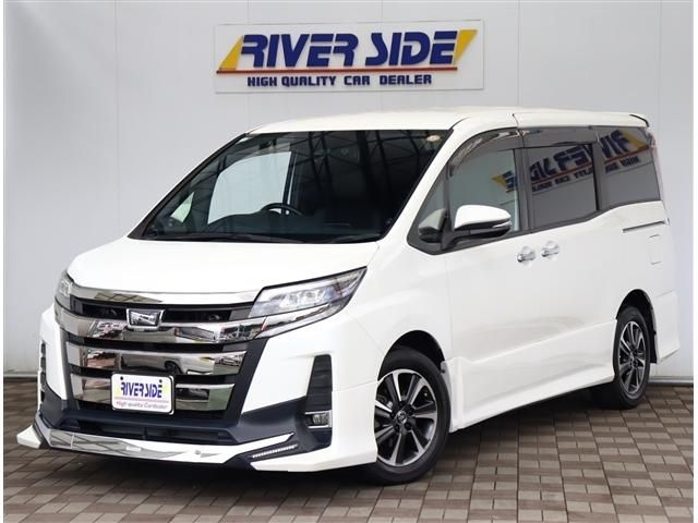 TOYOTA / NOAH