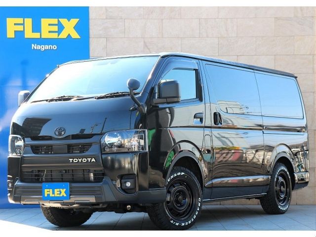 TOYOTA / HIACE van 4WD