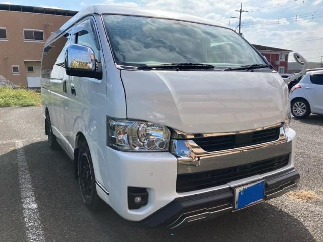 TOYOTA / HIACE van 4WD