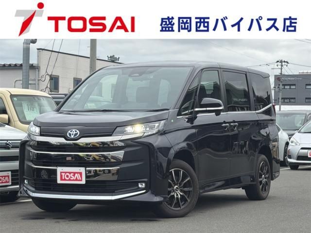 TOYOTA / NOAH HYBRID 4WD