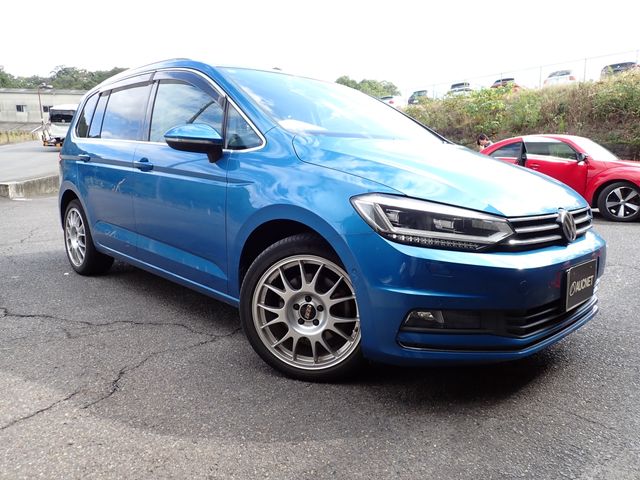 VOLKSWAGEN / VOLKSWAGEN GOLF TOURAN