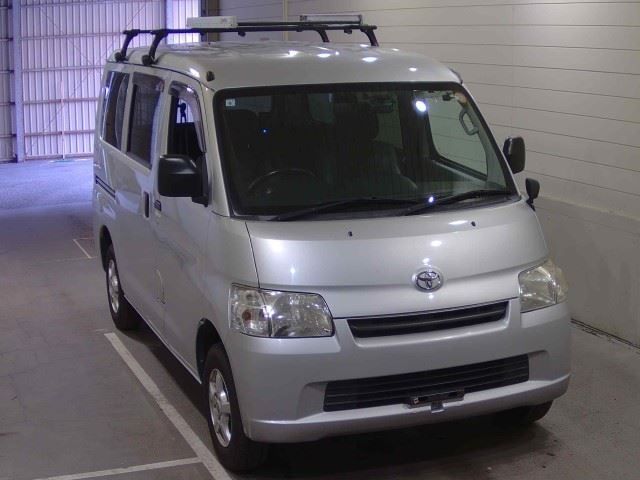TOYOTA / LITEACE van 4WD