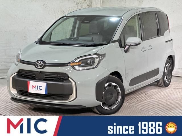 Japanese used car Ref# 1724418 TOYOTA / SIENTA HYBRID