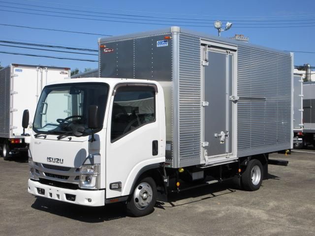 ISUZU / ELF