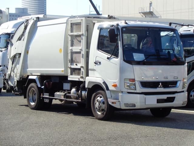MITSUBISHI FUSOU / FIGHTER