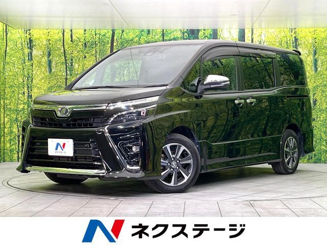 TOYOTA / VOXY
