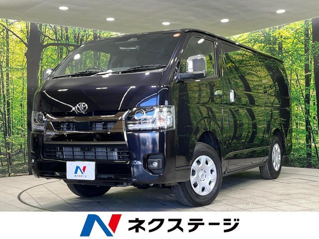 TOYOTA / HIACE van 4WD