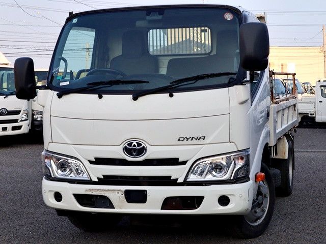 TOYOTA / DYNA
