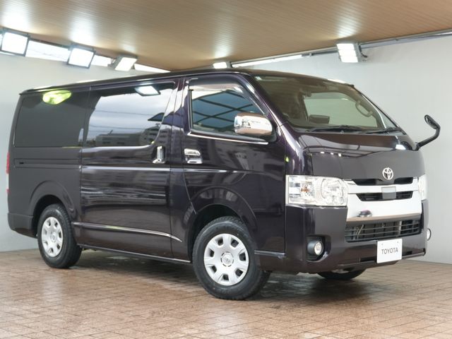 TOYOTA / HIACE van 2WD
