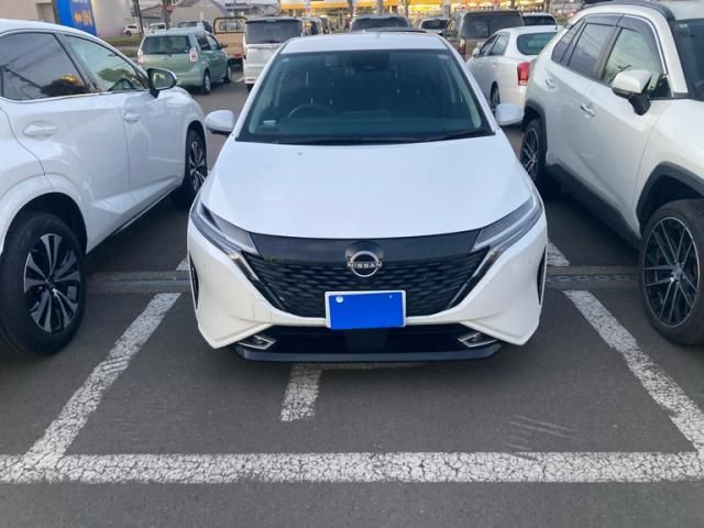 NISSAN / AURA