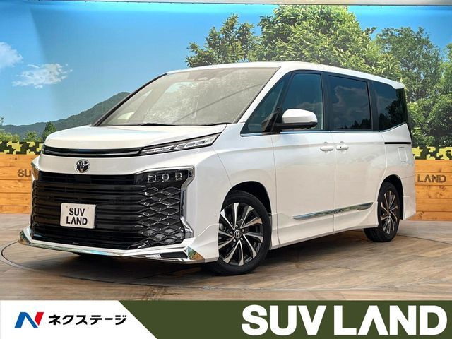 TOYOTA / VOXY HYBRID
