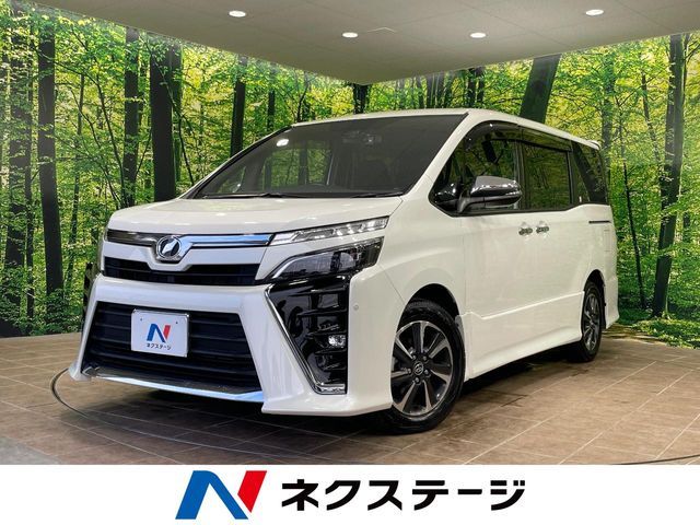 TOYOTA / VOXY