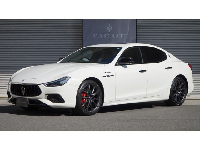 MASERATI / MASERATI GHIBLI Sedan