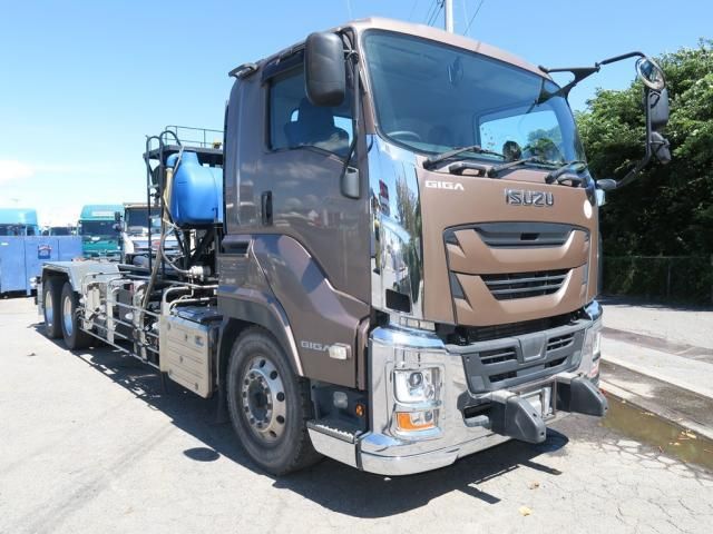 Japanese used car Ref# 1725473 ISUZU / GIGA