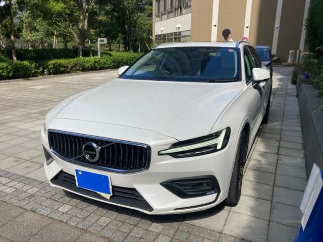 VOLVO / VOLVO V60