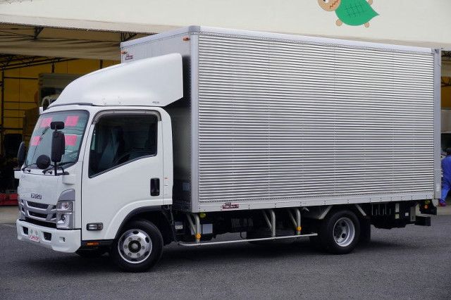 ISUZU / ELF