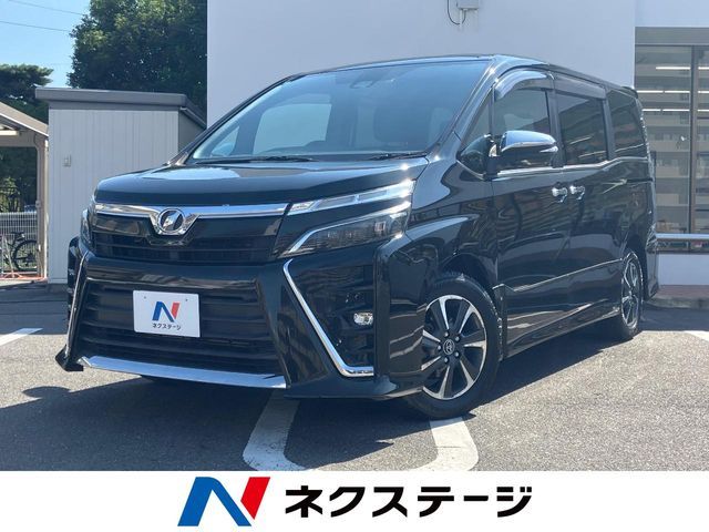 TOYOTA / VOXY