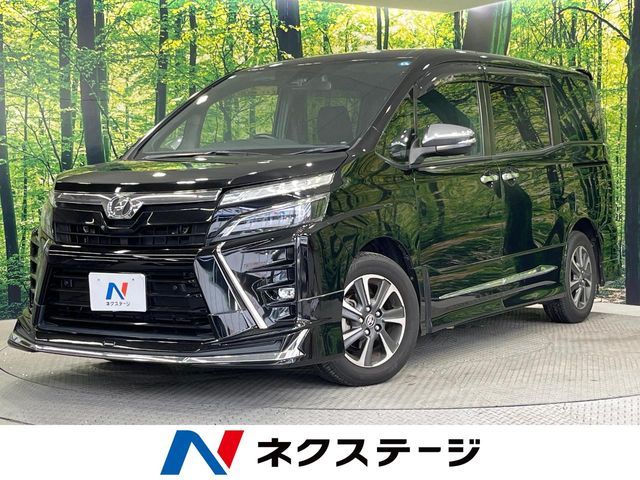 TOYOTA / VOXY