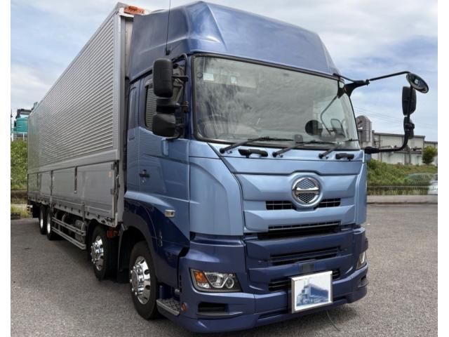 Japanese used car Ref# 1726472 HINO / PROFIA