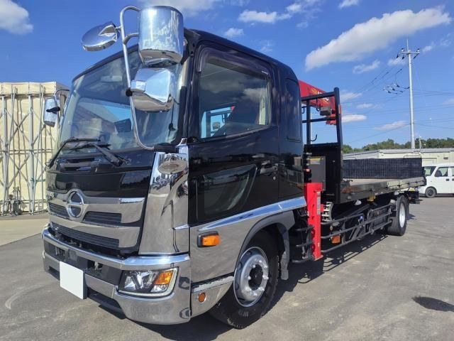 Japanese used car Ref# 1726475 HINO / RANGER