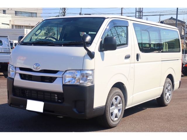 TOYOTA / HIACE van 1.2t 2WD