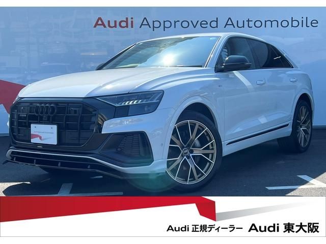 AUDI / AUDI Q8