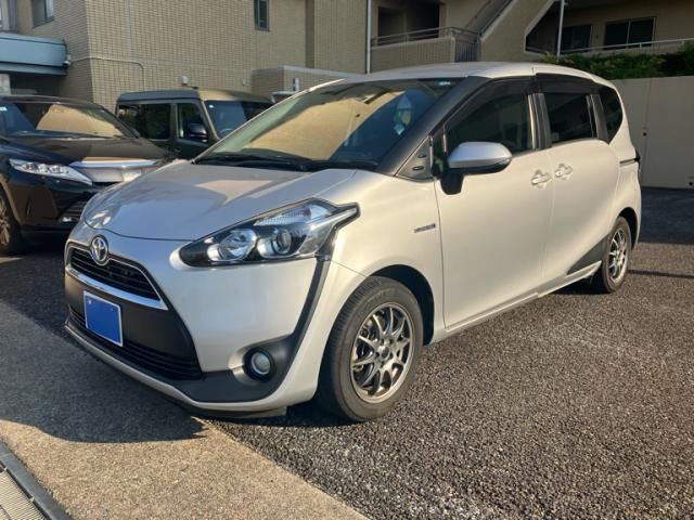 TOYOTA / SIENTA HYBRID