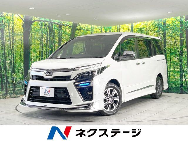 TOYOTA / VOXY