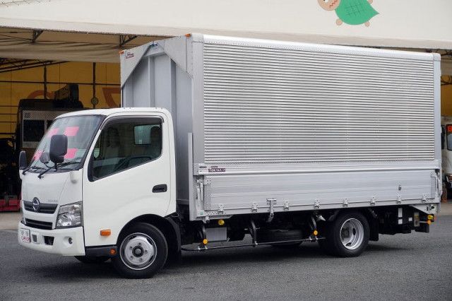 HINO / DUTRO