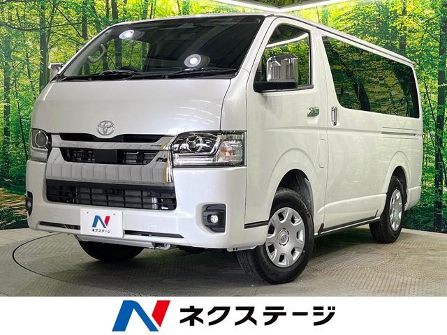 TOYOTA / HIACE van 4WD
