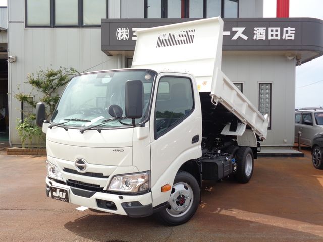 Japanese used car Ref# 1727618 HINO / DUTRO